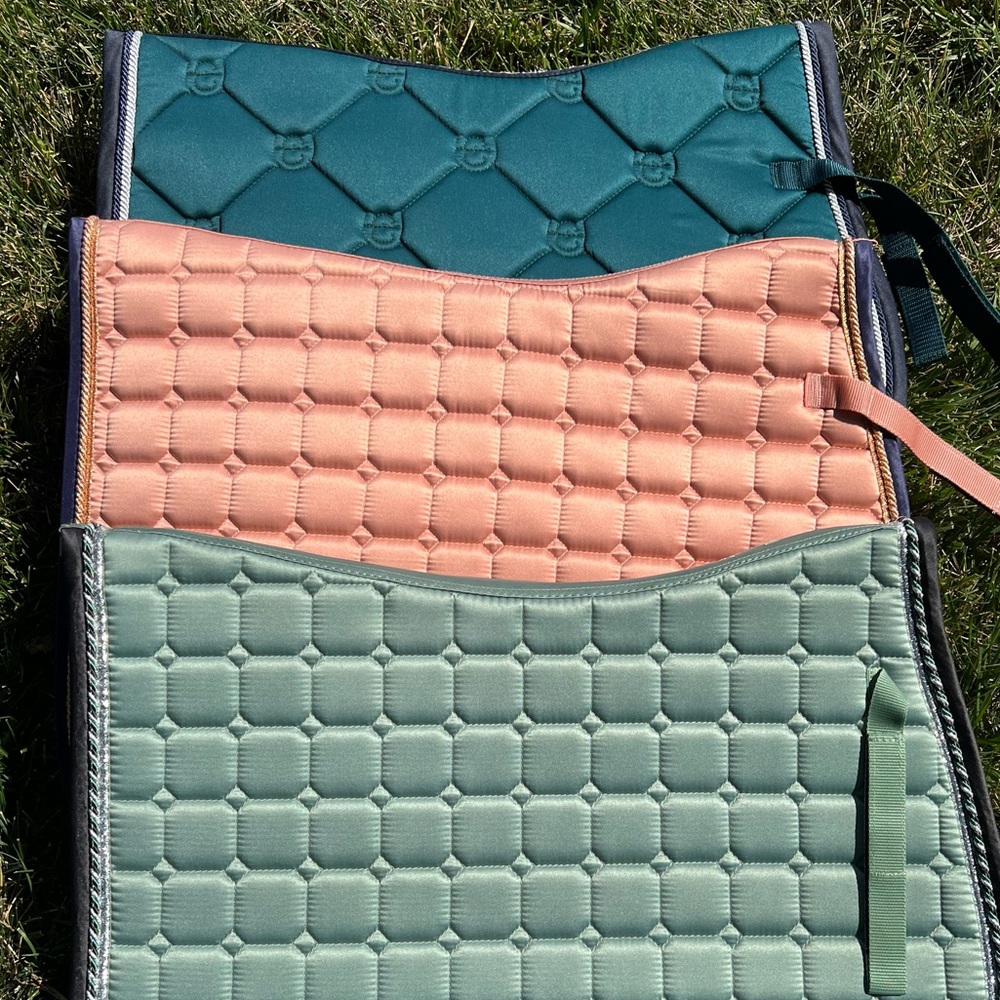 Equito Peony Pink Jump pad like new